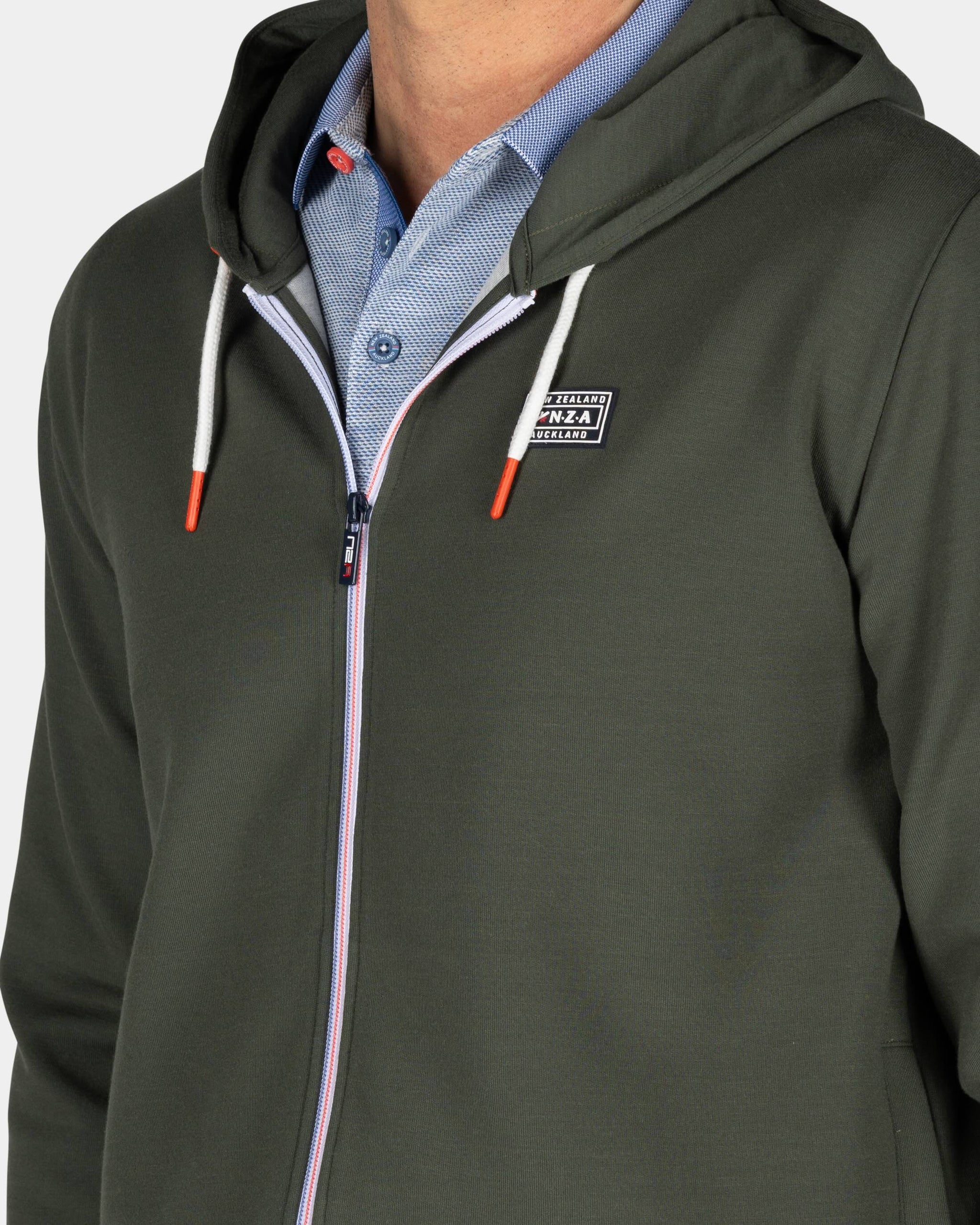 Groen vest met capuchon Groen vest met capuchon