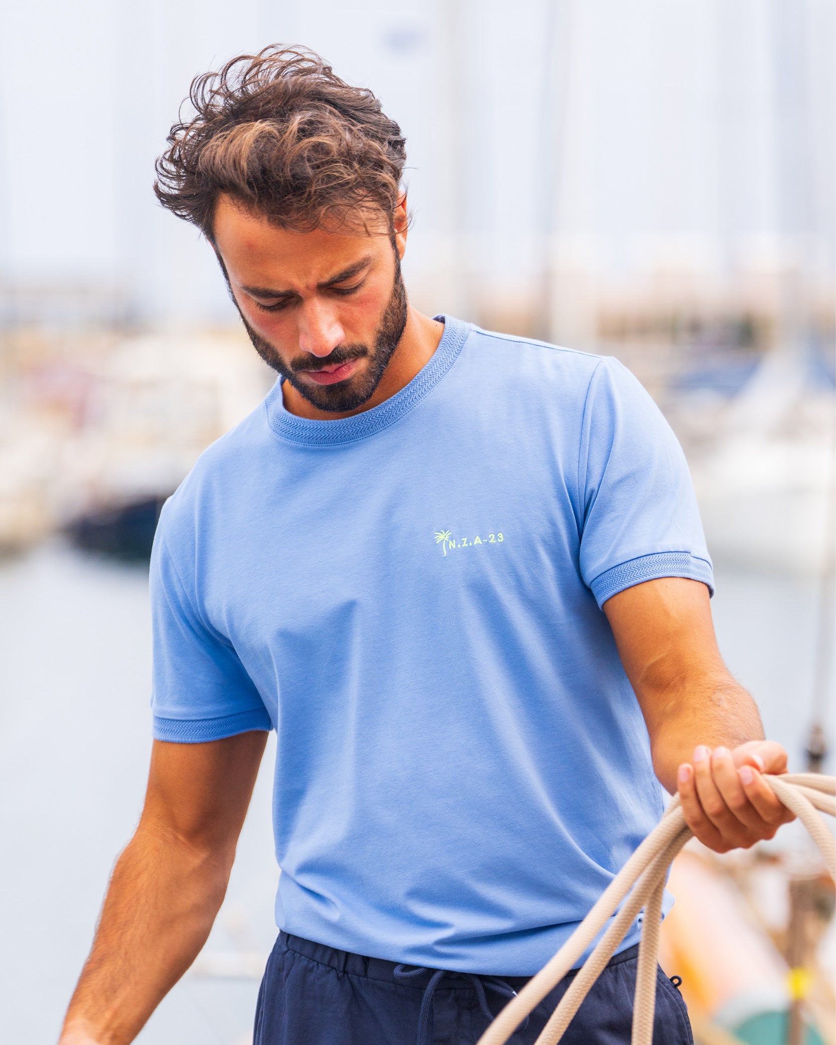 T-shirt en coton bleu T-shirt en coton bleu