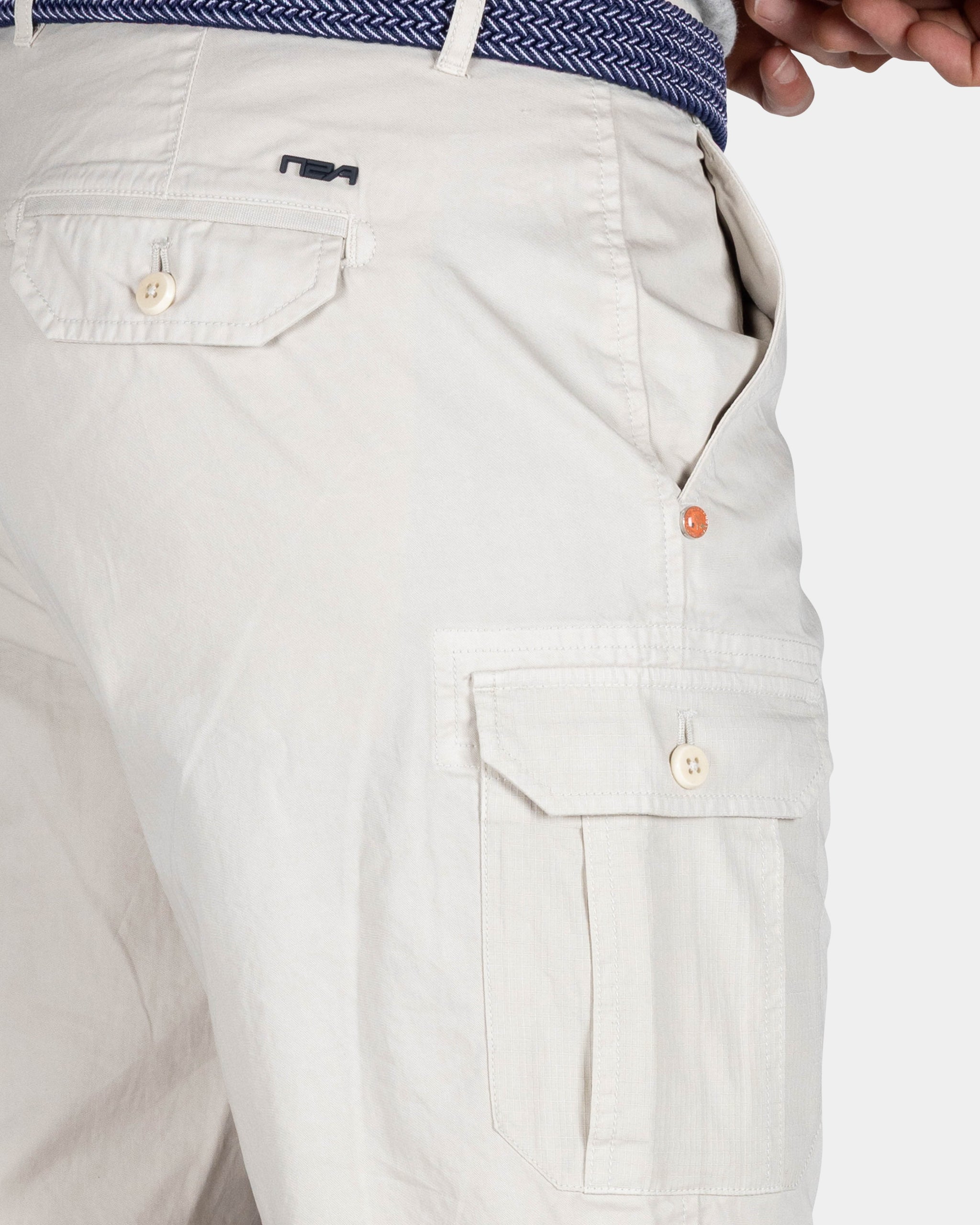Stoere beige katoenen cargo short Stoere beige katoenen cargo short