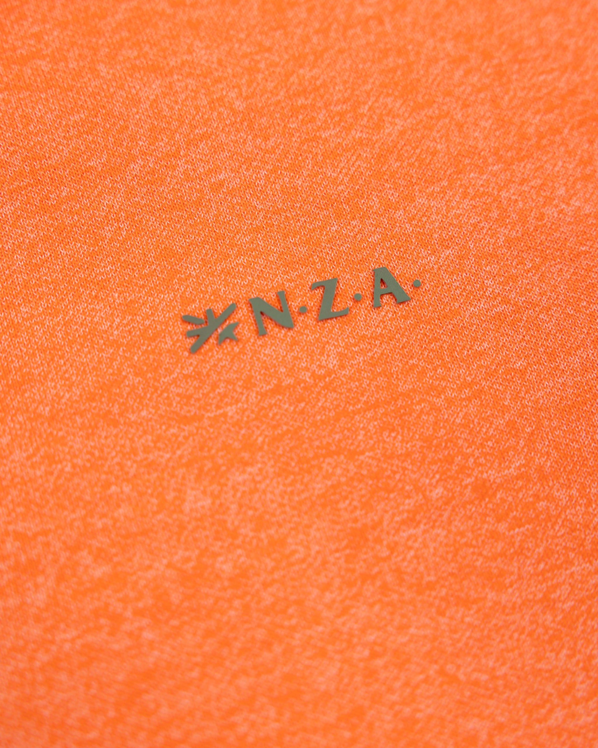 Oranje trui met halve rits Oranje trui met halve rits