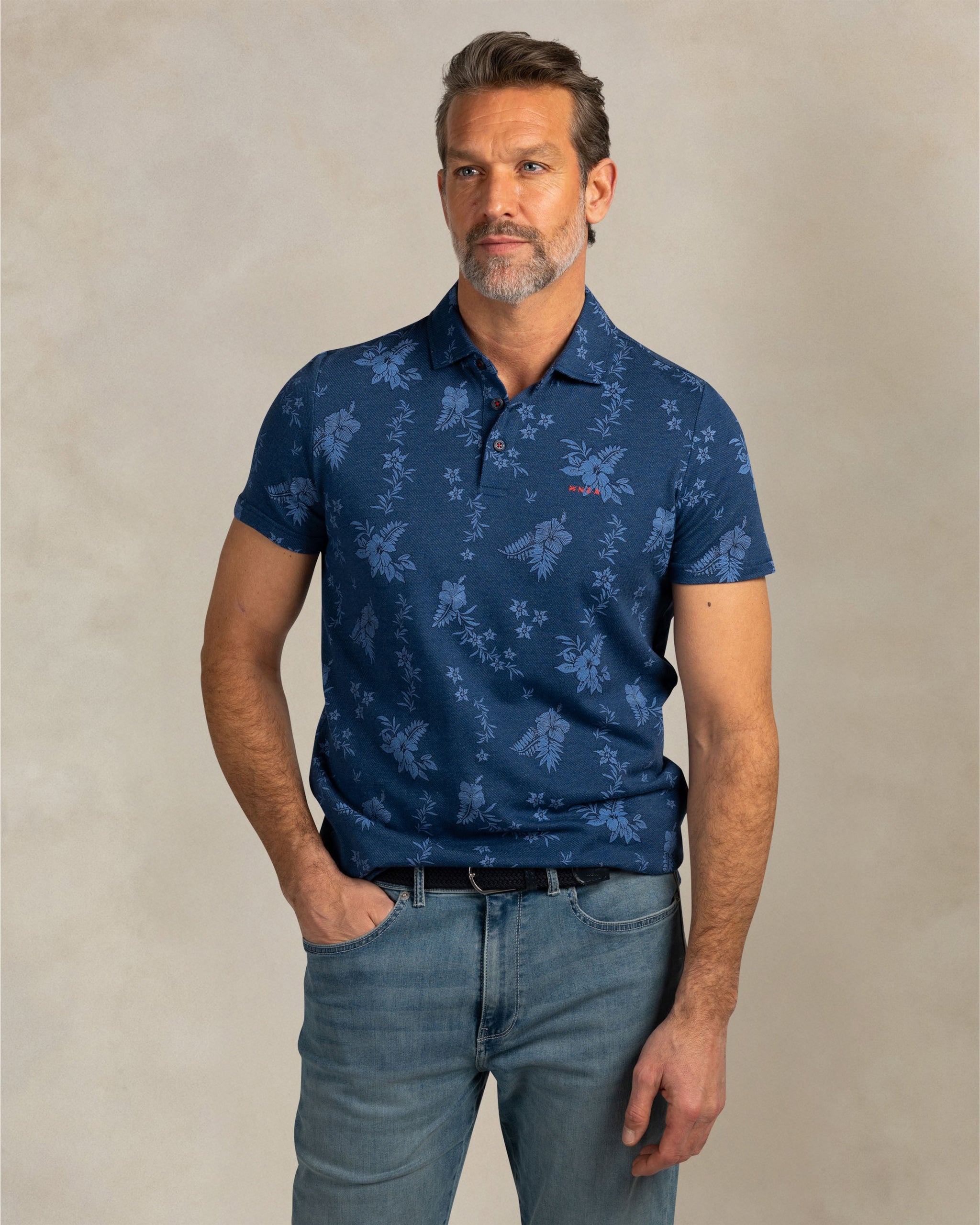 Blauwe katoenen polo Blauwe katoenen polo