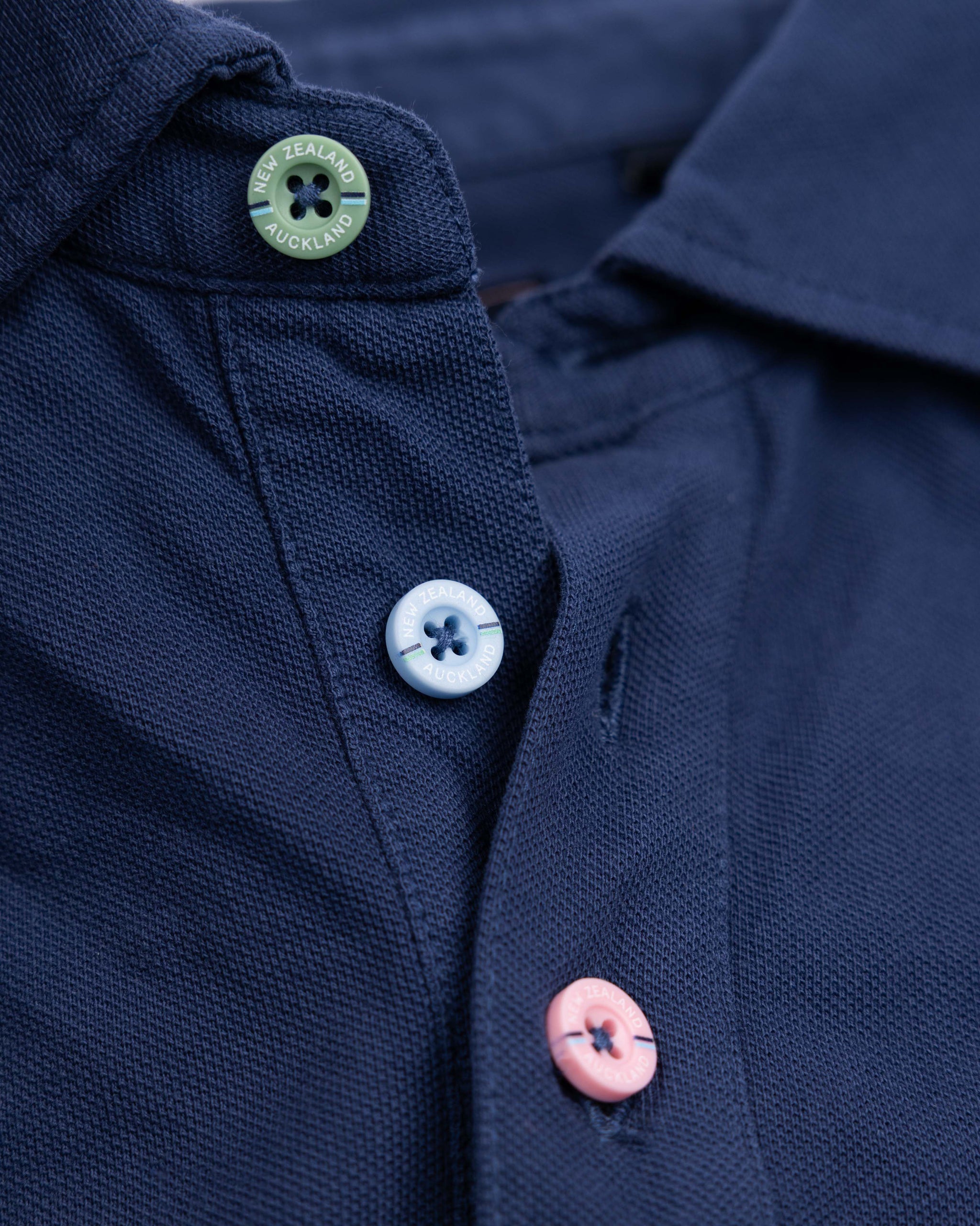 Polo uni en coton bleu Polo uni en coton bleu