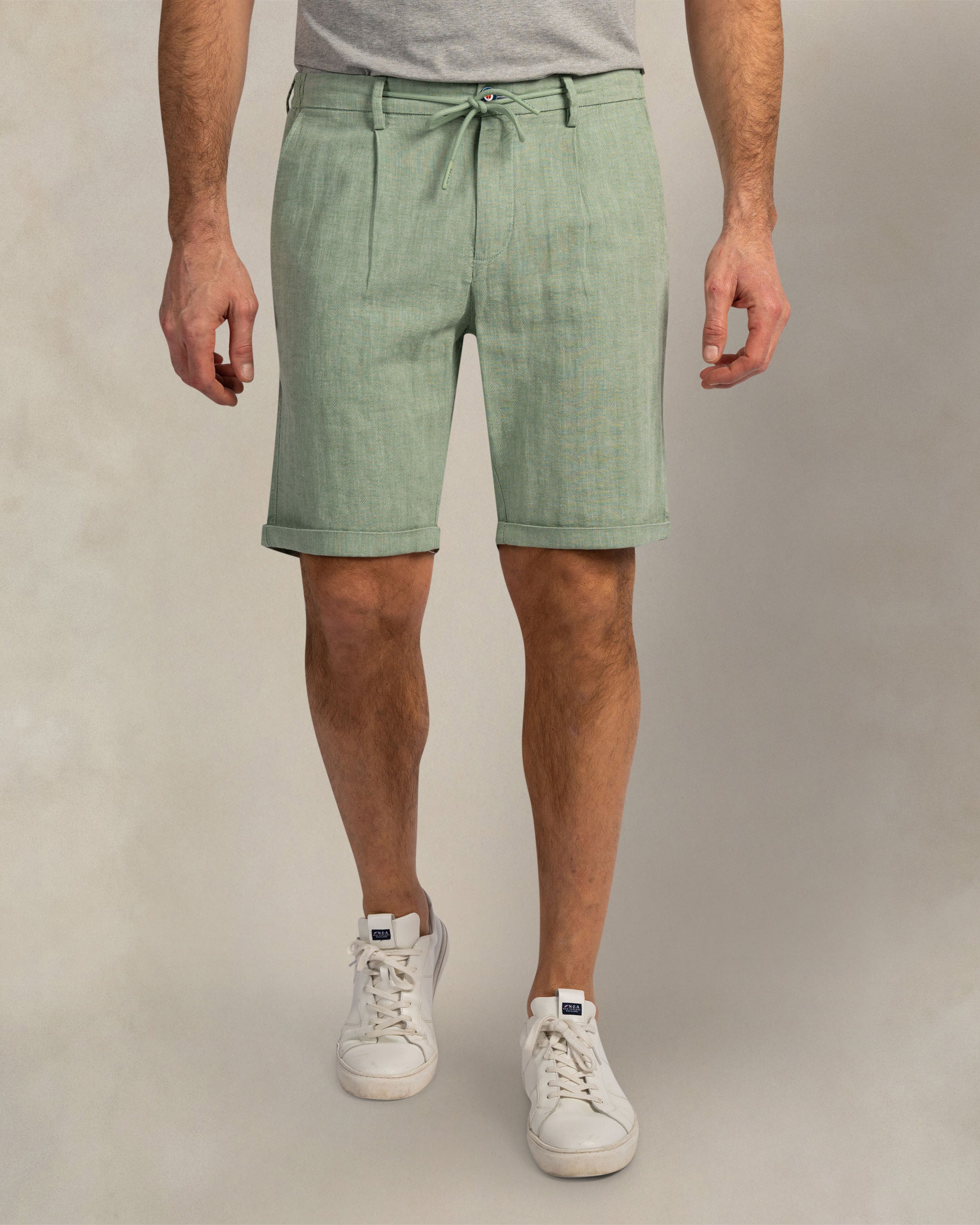 Shorts chino en lin mélangé vert | NZA New Zealand Auckland